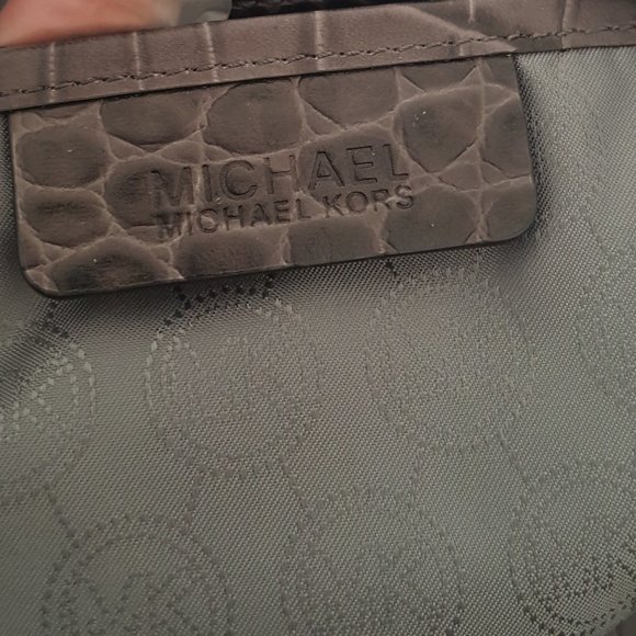 MICHAEL KORS JET SET CHARM LARGE WALLET ON A CHAIN BROWN  Leather Crocodile - Picture 12 of 16